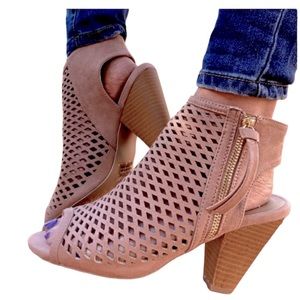 Qupid Peep Toe Baby Heel - Women's Size 10